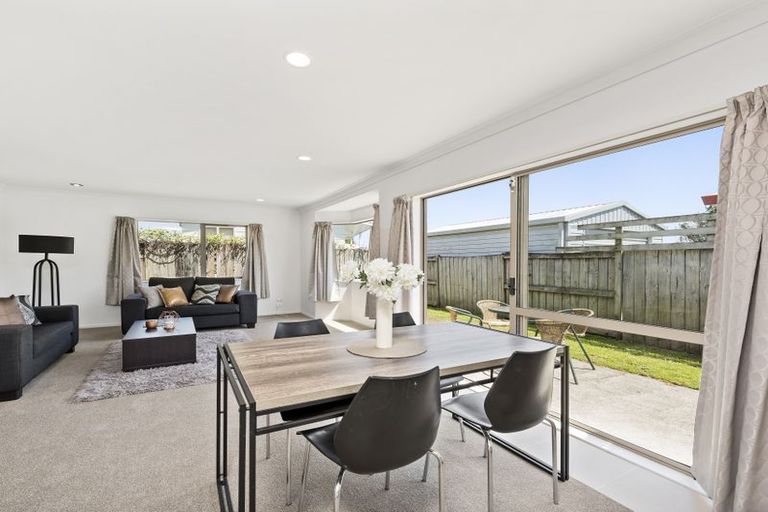 Photo of property in 56c Hartford Avenue, Papamoa Beach, Papamoa, 3118