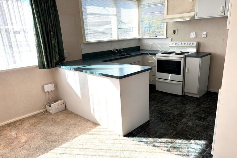 Photo of property in 9 Chamberlain Street, Dannevirke, 4930