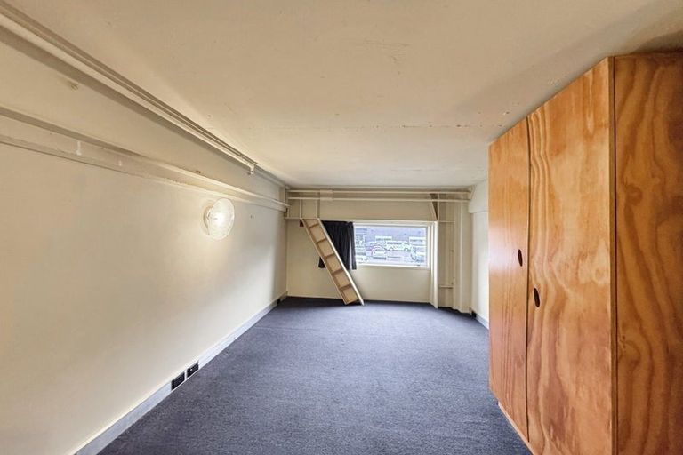 Photo of property in Qba Apartments, 1m/51 Webb Street, Mount Cook, Wellington, 6011