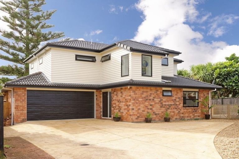 Photo of property in 11a Gane Lane, Te Atatu Peninsula, Auckland, 0610