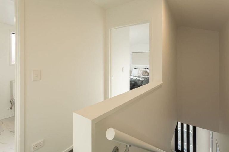 Photo of property in 8b Moa Place, Christchurch Central, Christchurch, 8013
