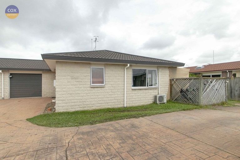 Photo of property in 4a/3 Lee Road, Taradale, Napier, 4112