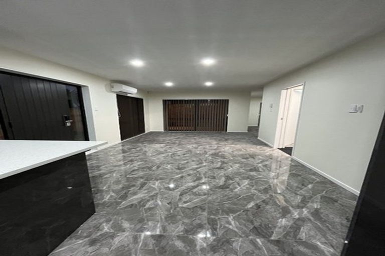 Photo of property in 1/15 Totara Road, Manurewa, Auckland, 2102