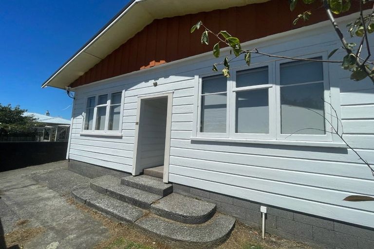 Photo of property in 3 Pembroke Road, Stratford, 4332