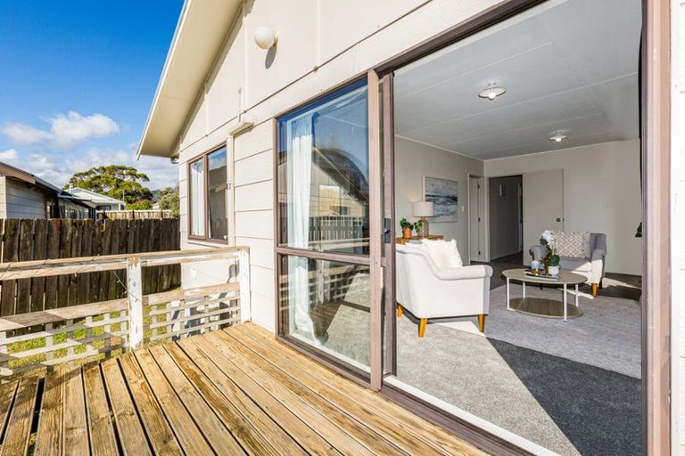 Photo of property in 10 Campbell Avenue, Paraparaumu, 5032