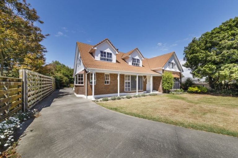 Photo of property in 155 High Street, Bulls, 4818