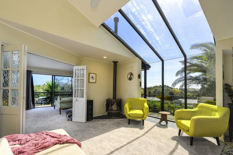 Photo of property in 11d Redwood Crescent, Hurdon, New Plymouth, 4310