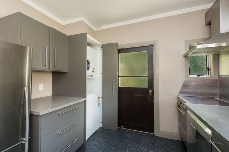 Photo of property in 51a Majoribanks Street, Mount Victoria, Wellington, 6011