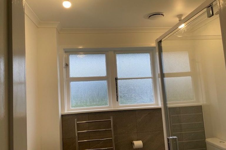 Photo of property in 5-7 Esk Street, Roslyn, Palmerston North, 4414