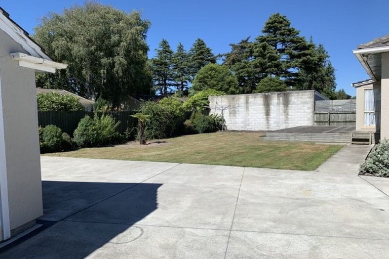 Photo of property in 8 Bushby Place, Bryndwr, Christchurch, 8053