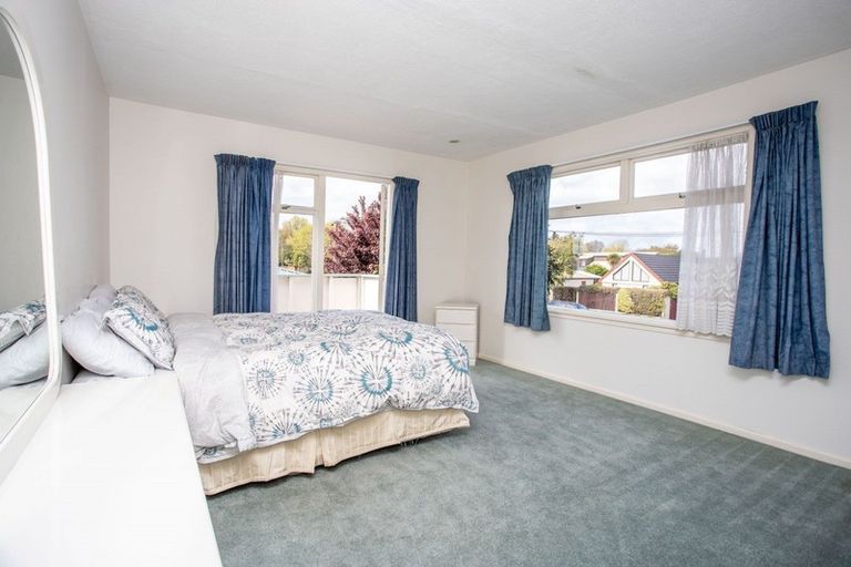 Photo of property in 143 Grahams Road, Burnside, Christchurch, 8053