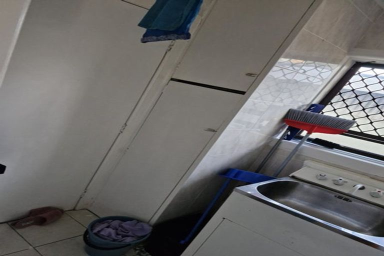 Photo of property in 318 Massey Road, Mangere East, Auckland, 2024