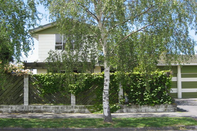 Photo of property in 2/2 Lamorna Road, Parklands, Christchurch, 8083