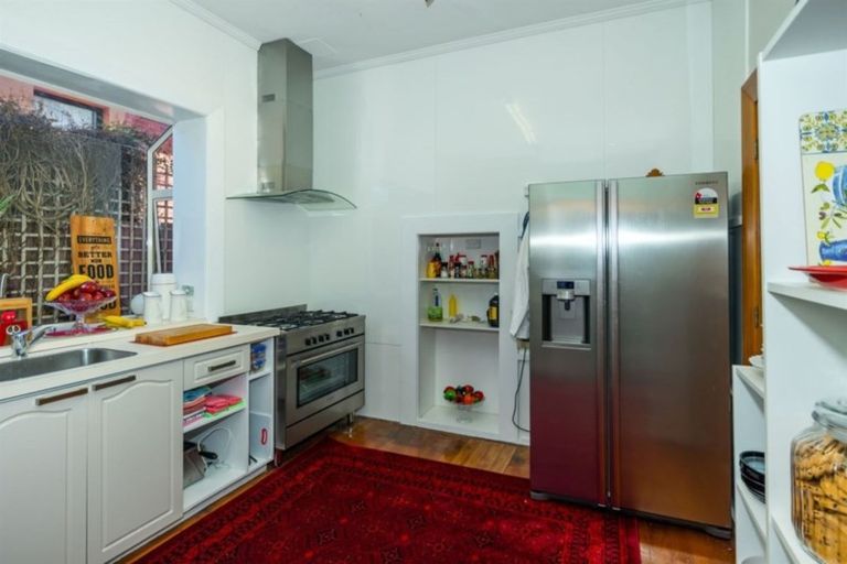 Photo of property in 5 Campbell Street, Maori Hill, Timaru, 7910