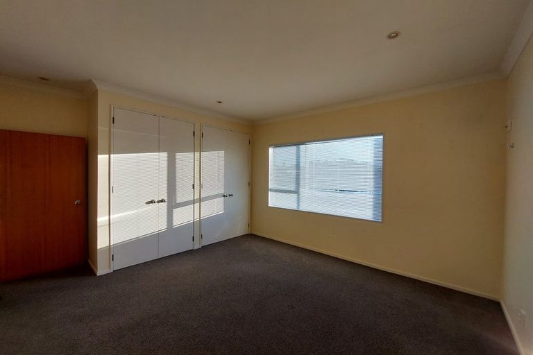 Photo of property in 25 Bayly Road, Moturoa, New Plymouth, 4310