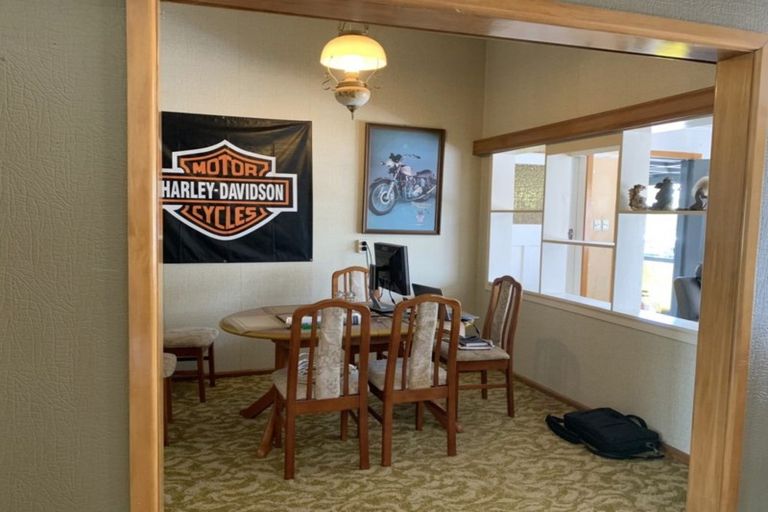 Photo of property in 19 Melville Street, Waipawa, 4210