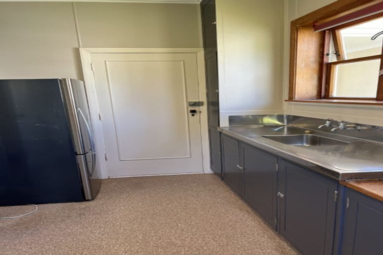 Photo of property in 137 Campbell Street, Karori, Wellington, 6012