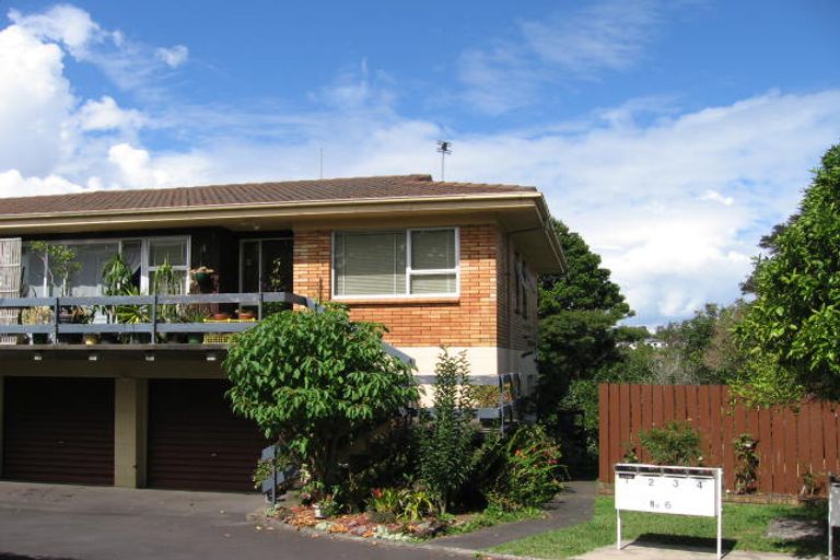 Photo of property in 1/6 Pamela Place, New Lynn, Auckland, 0600
