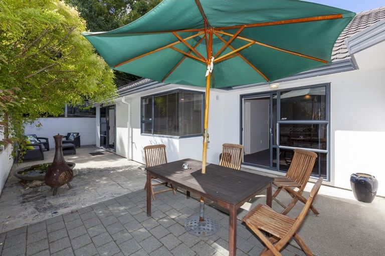 Photo of property in 83 Kakariki Grove, Waikanae, 5036