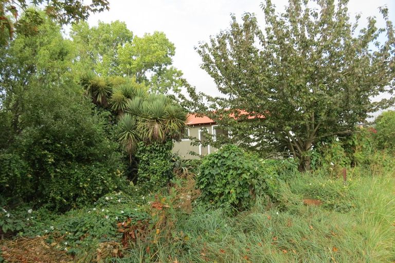 Photo of property in 27-35 Cambridge Street, Kensington, Timaru, 7910