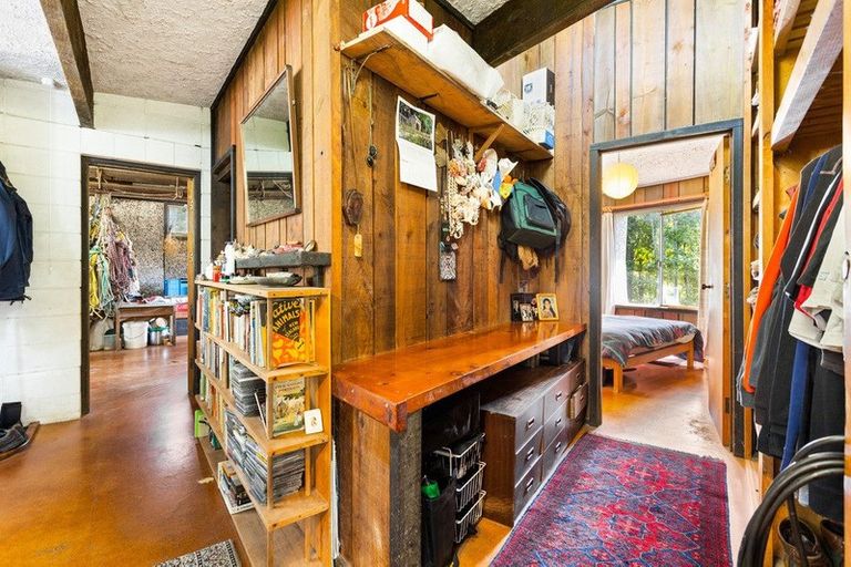 Photo of property in 192 Colwill Road, Massey, Auckland, 0614