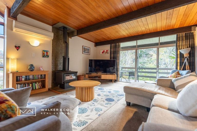 Photo of property in 41 Fendalton Crescent, Pinehaven, Upper Hutt, 5019