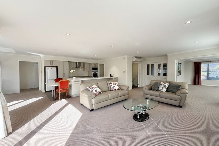 Photo of property in 11 Stationmasters Way, Prebbleton, 7604