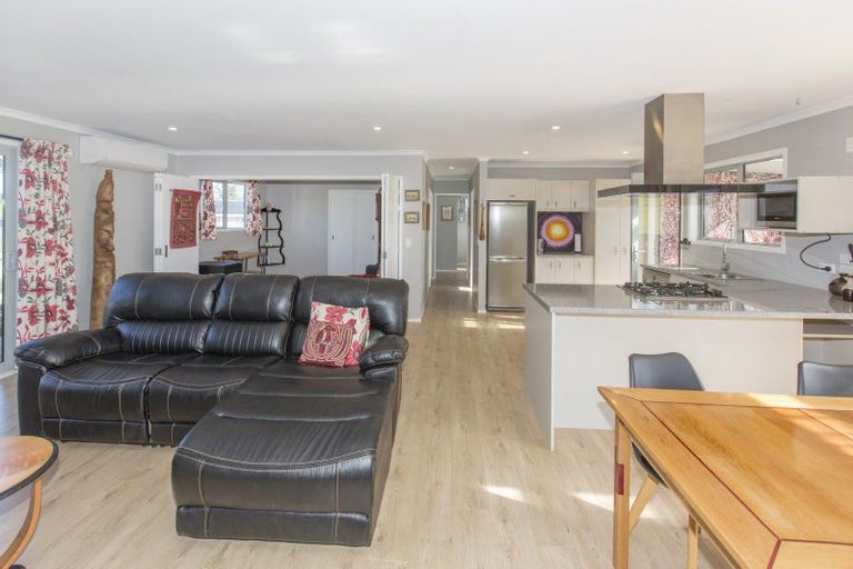 Photo of property in 10 Sunset Drive, Baylys Beach, Dargaville, 0377
