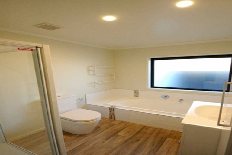 Photo of property in 34 Skyhawk Road, Wigram, Christchurch, 8042