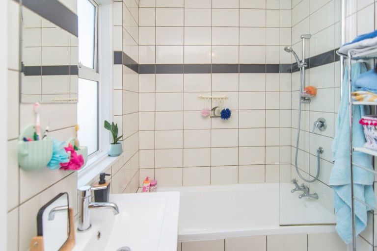 Photo of property in 60 Evans Street, Maori Hill, Timaru, 7910