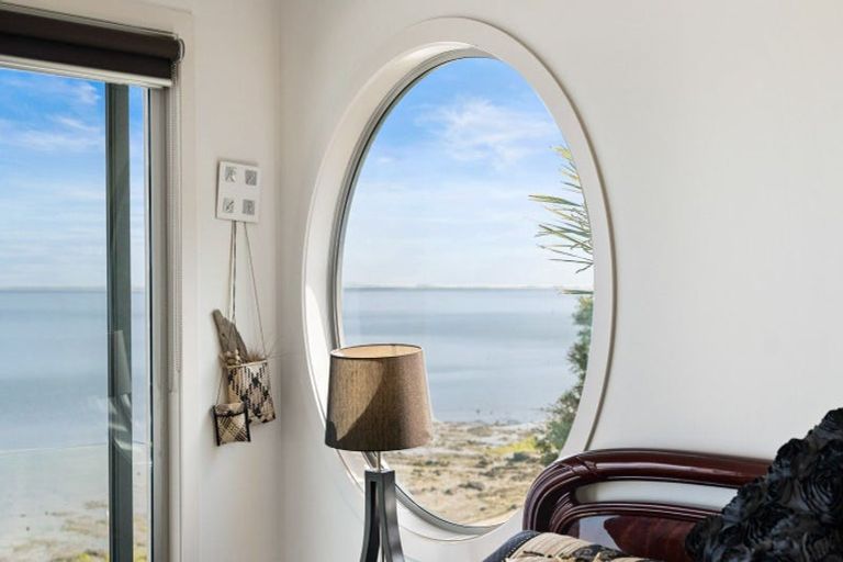 Photo of property in 109a Torkar Road, Clarks Beach, 2122