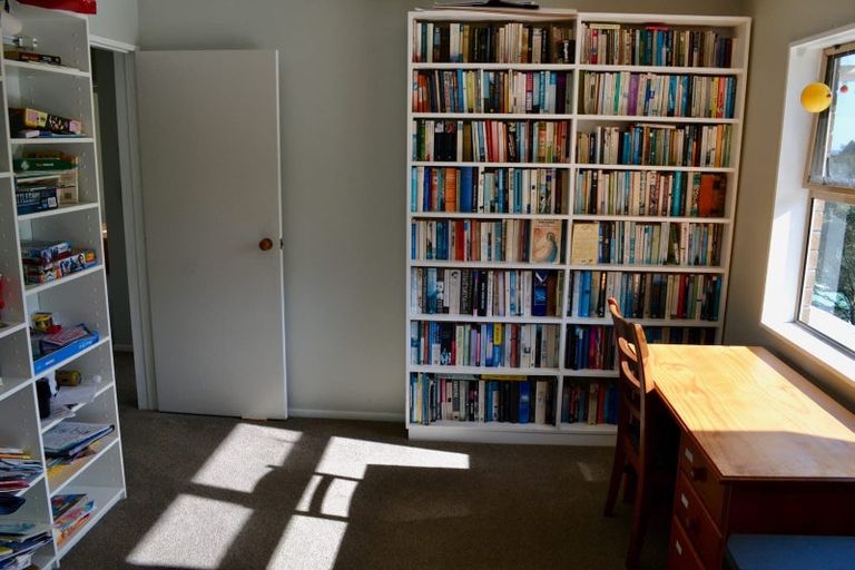 Photo of property in 74 Tarrant Road, Helensville, 0875