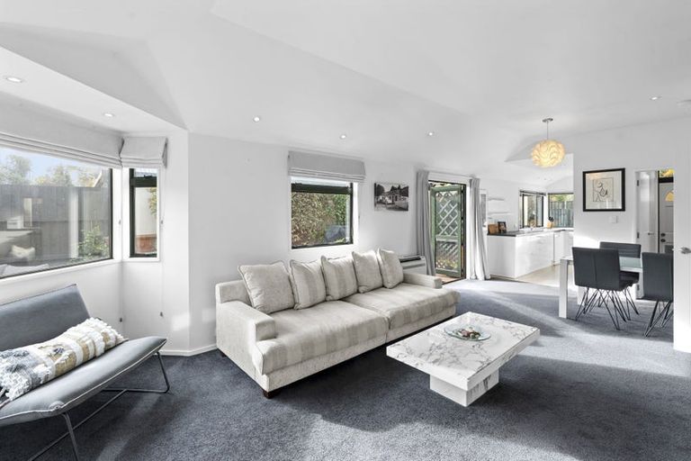 Photo of property in 6a Saint Leonards Square, Sumner, Christchurch, 8081