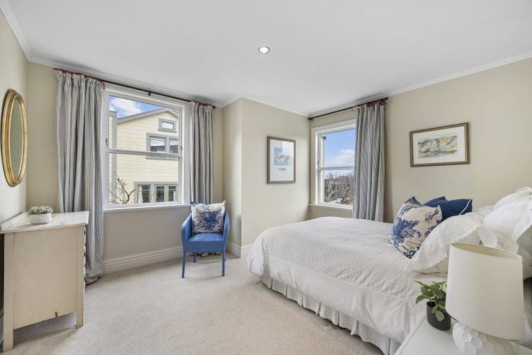 Photo of property in 23f1 Glenbervie Terrace, Thorndon, Wellington, 6011