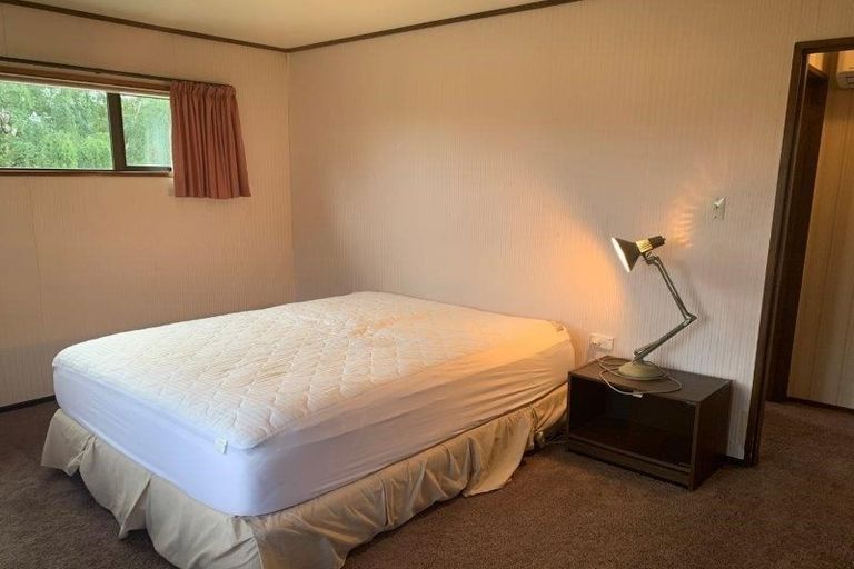 Photo of property in 15 Hunter Crescent, Wanaka, 9305