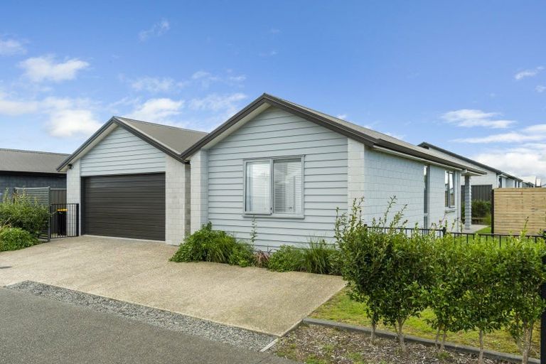 Photo of property in 2 Shannon Lane, Pyes Pa, Tauranga, 3112