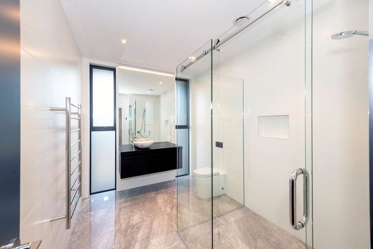 Photo of property in 3 Mcdonald Street, Wanaka, 9305