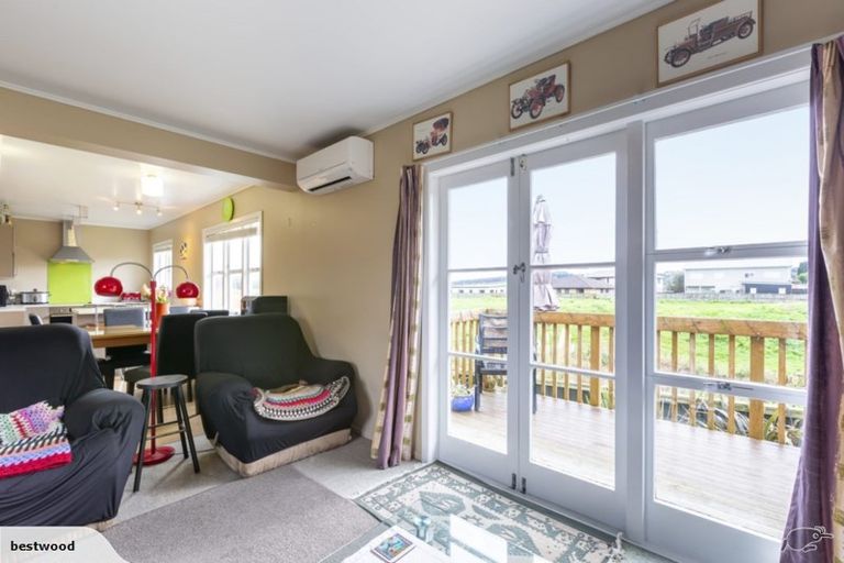 Photo of property in 52a Elizabeth Street, Tuakau, 2121
