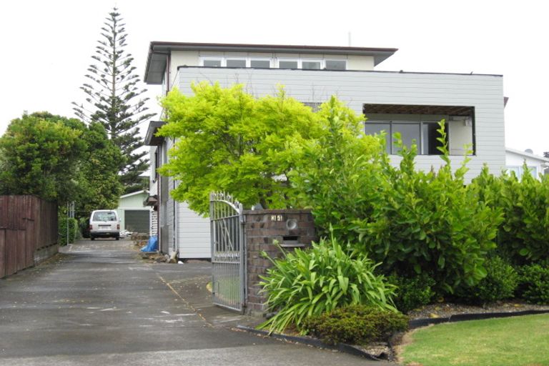 Photo of property in 34 Kiwi Esplanade, Mangere Bridge, Auckland, 2022