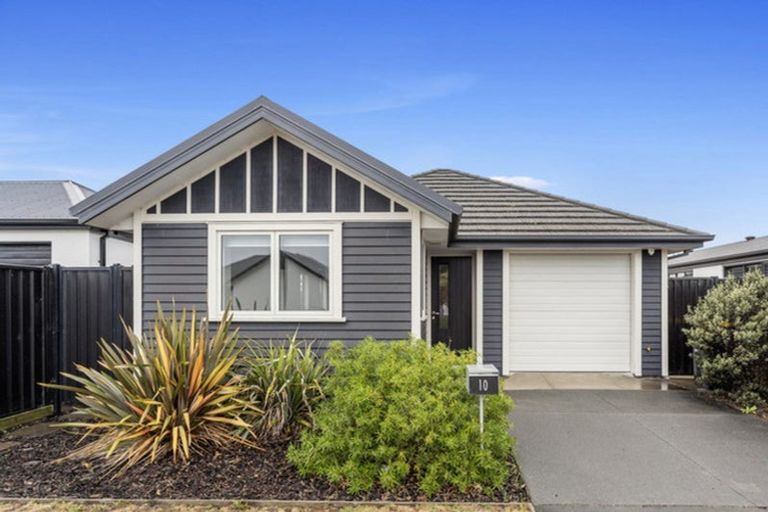 Photo of property in 10 Ranginui Drive, Kaiapoi, 7630
