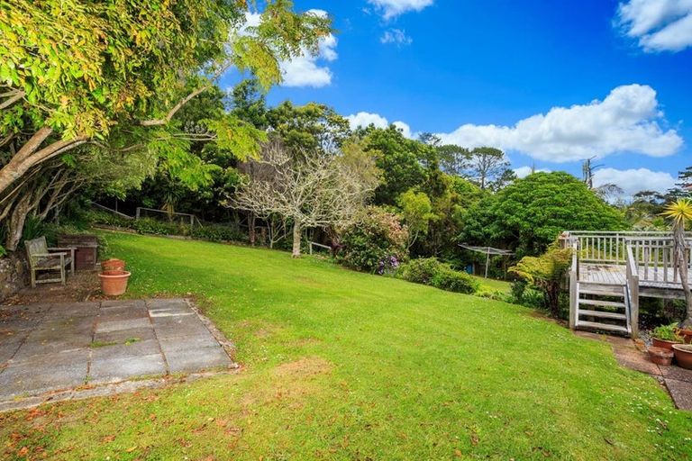 Photo of property in 8 Radiata Lane, Chatswood, Auckland, 0626