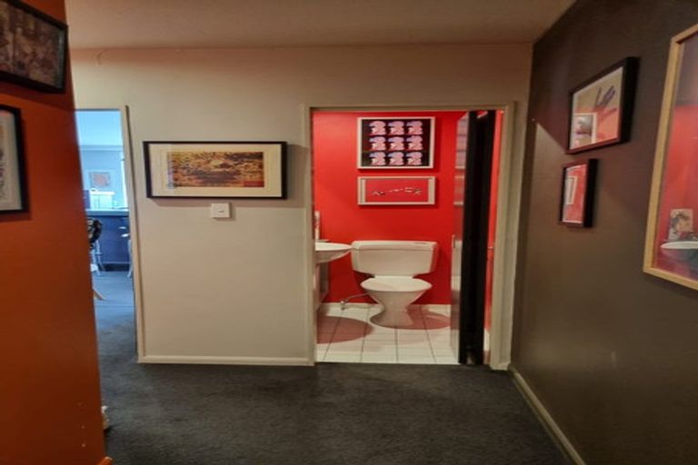 Photo of property in Grandstand Apartments, 80u8 Kent Terrace, Mount Victoria, Wellington, 6011
