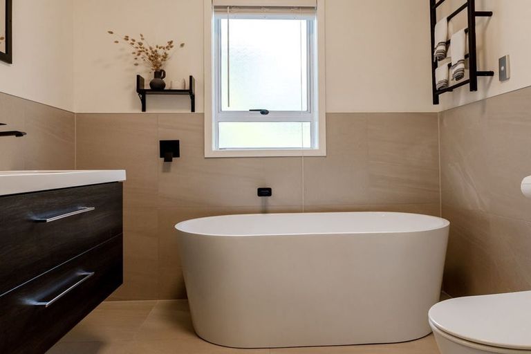 Photo of property in 24 Kilgour Road, Greymouth, 7805