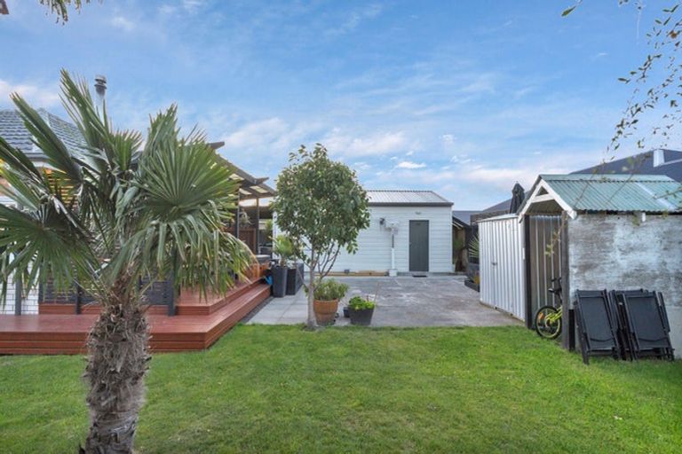 Photo of property in 19 Brockenhurst Street, Aranui, Christchurch, 8061