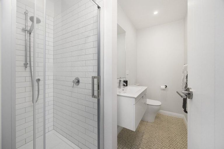 Photo of property in 17b West Avenue, Saint Clair, Dunedin, 9012