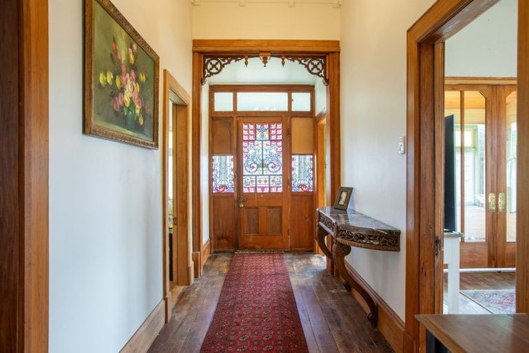 Photo of property in 34 Victoria Avenue, Dannevirke, 4930