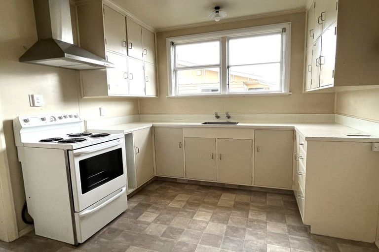 Photo of property in 6 Bannister Court, Masterton, 5810