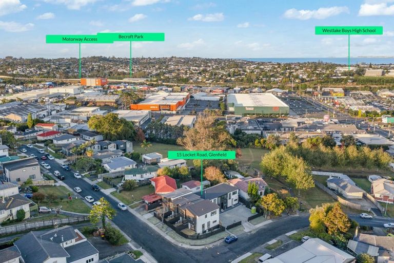 Photo of property in 15 Locket Road, Glenfield, Auckland, 0629
