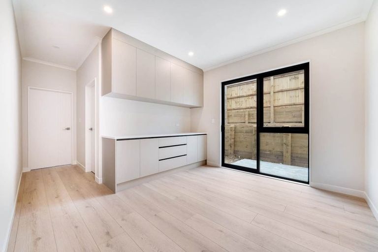 Photo of property in 16 Viv Green Place, Pokeno, 2402