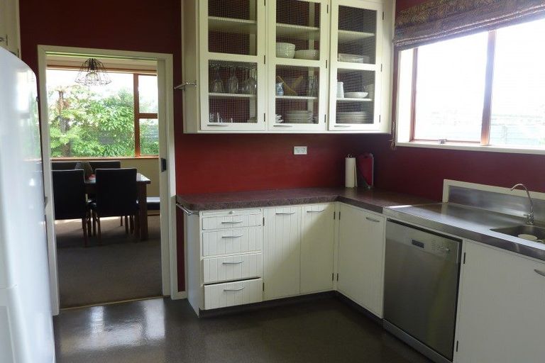 Photo of property in 340 South Road, Hawera, 4610